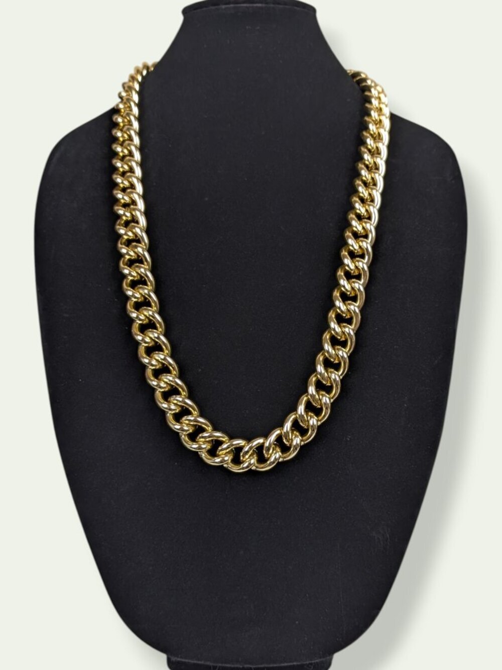 Chunky Gold Tone Infinity Chain Necklace